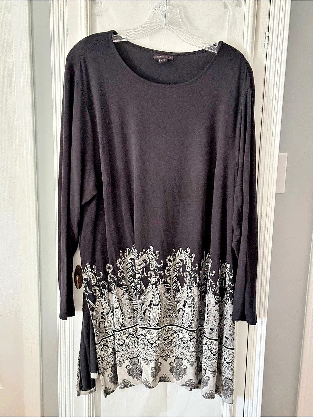 J Jill WearEver Collection Paisley Border Tunic in Black & White Size 3X